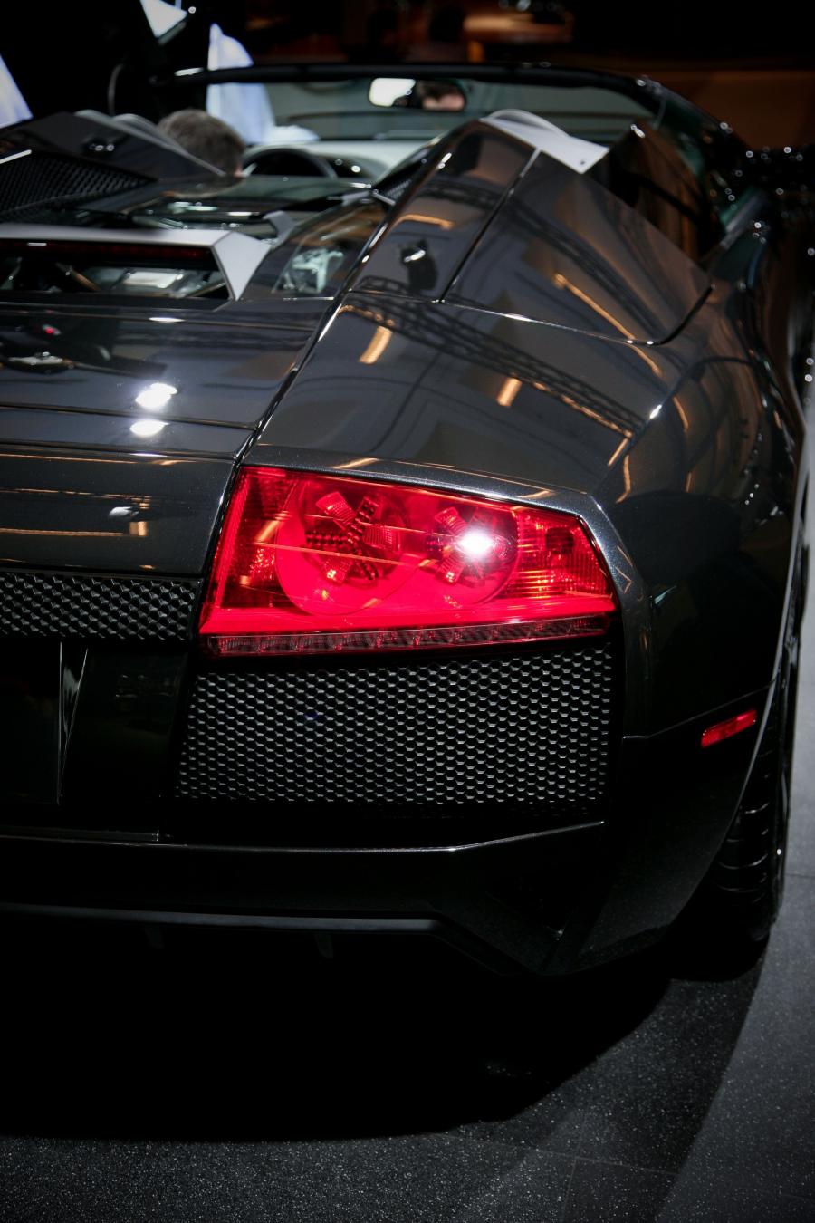  Lamborghini Murcielago LP640 Roadster 2006 года  (фото 12 из 46)